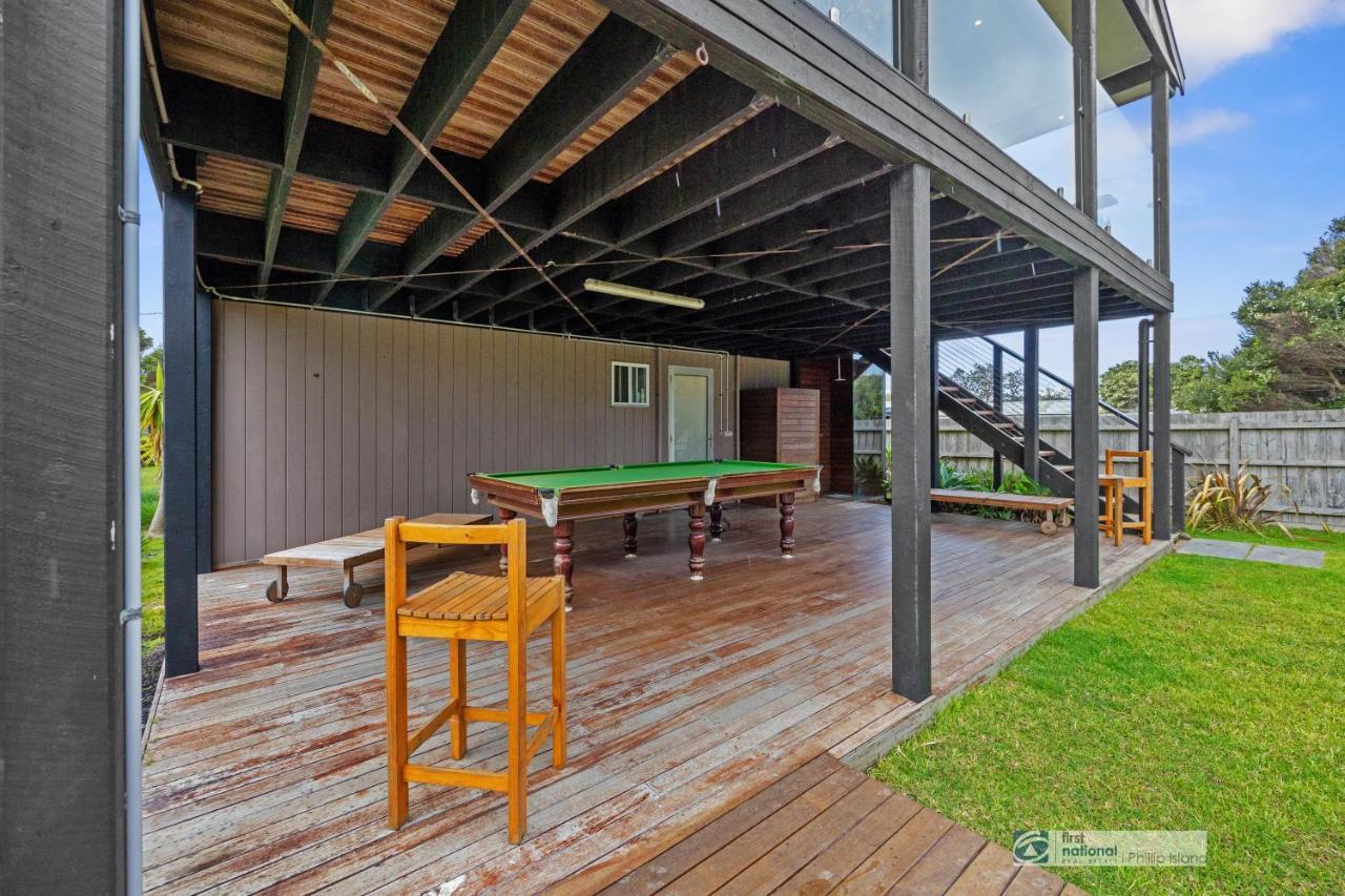 Beach House On Fern Villa Surf Beach Bagian luar foto